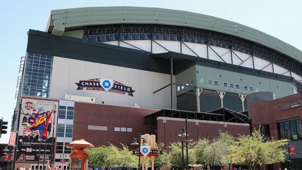 arizona-diamondbacks-chase-field-conflict.jpg